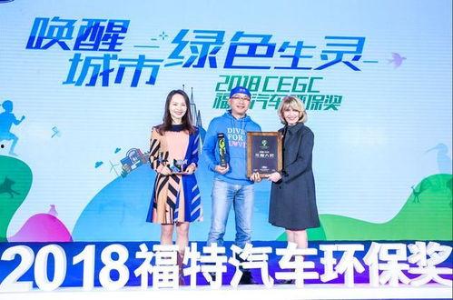 三宝归来，总裁爹地没得跑（三宝当家爹妈心眼八百个）（小鬼当家纯情妈咪火辣辣）